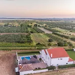 Teta Ana Villa *