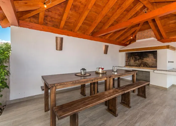 Teta Ana Вилла *